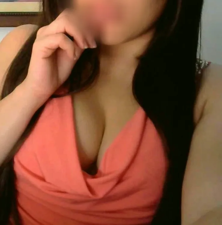 Carina, 32