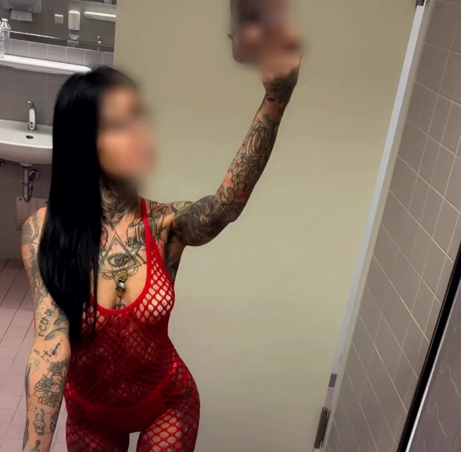 Kathleen, 34