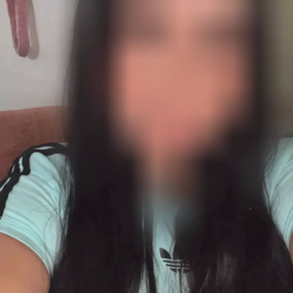 Leyla, 25