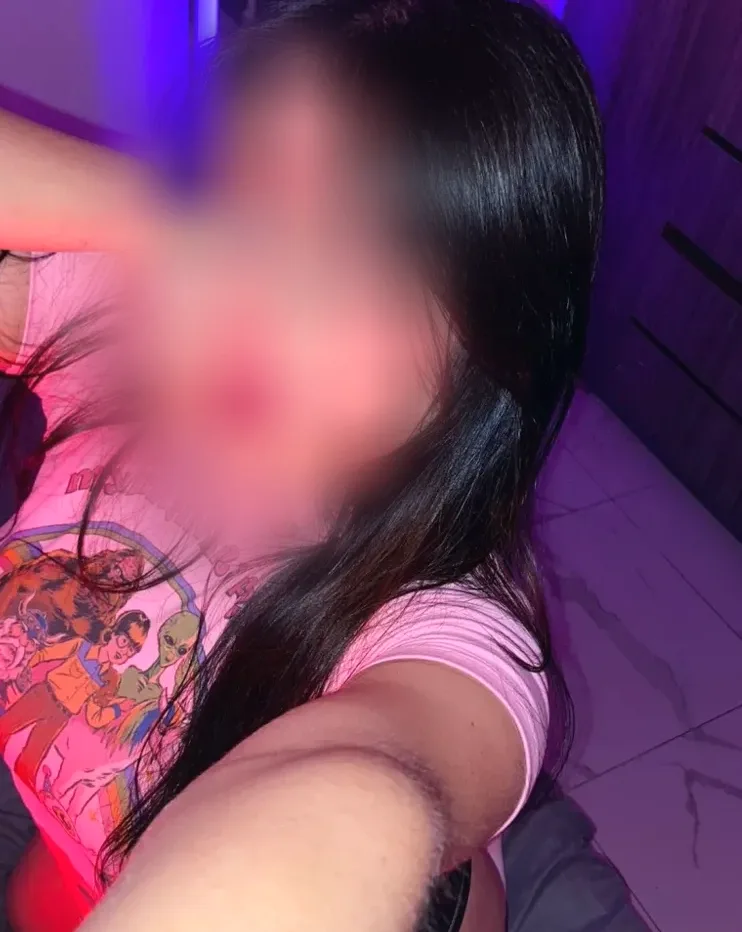 Thea, 21